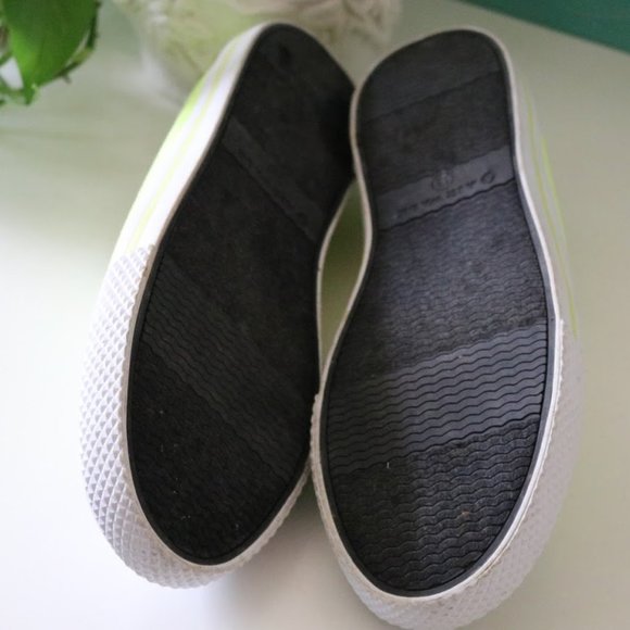 SOLD Unisex Airwalk Neon Canvas Legacee Sneakers - Picture 6 of 16